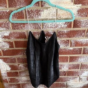VS Black Embossed Cursive Logo Racerback Pink Piping Trim Silky Camisole Top XS